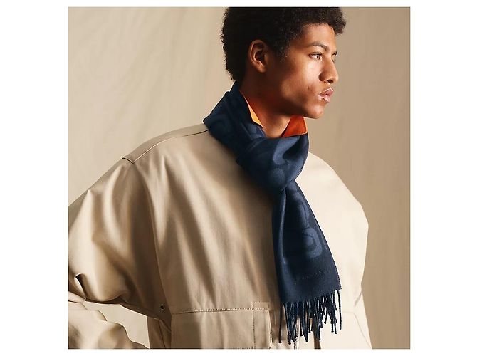 Hermès Clic, C'est Noue Scarf Marine Blue - vista 3