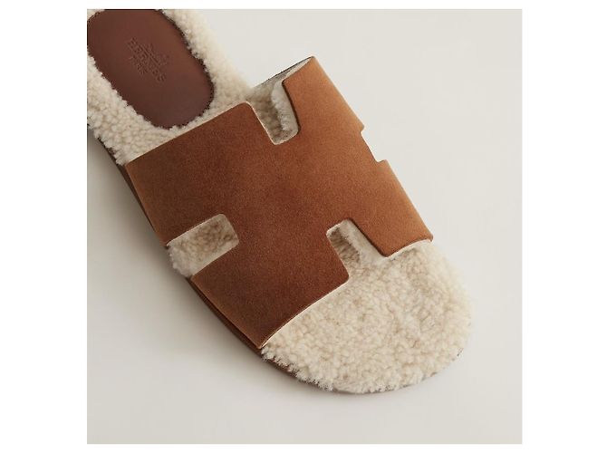 Hermès Izmir Shearling Sandal Slipper Brown - view 10