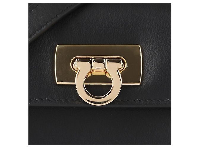 Salvatore Ferragamo Logo Mini Schultertasche NERO Schwarz - Ansicht 9