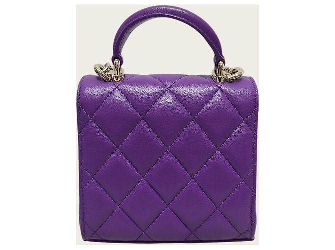 Chanel Mini Bolsa Chip em pele de cordeiro roxa com alça de mão e corrente dourada Roxo - vista 5