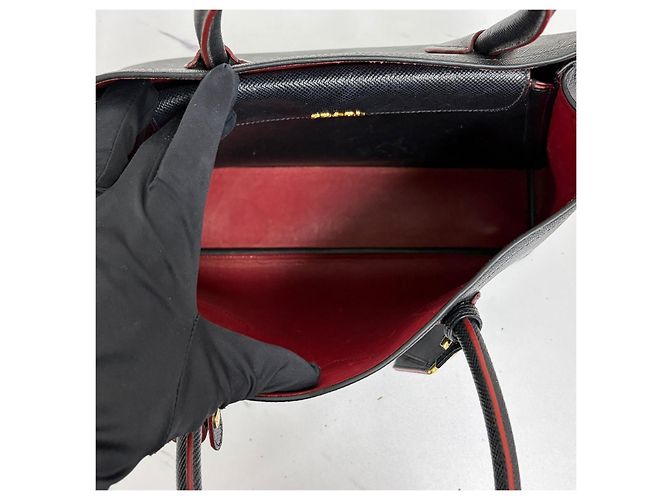 Prada Borsa Tote Doppia in Saffiano Borsa a Tracolla Nera Nero - vista 17