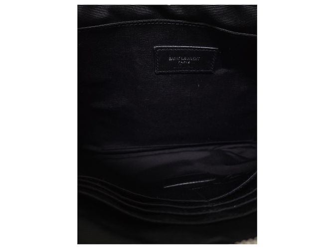 Saint Laurent Clutch Matelassé Monogram Nero e Argento - vista 4