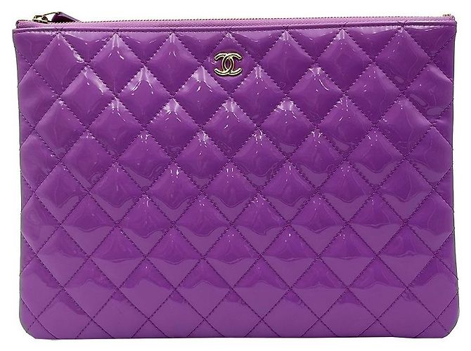 Chanel Clutch Medium in Vernice Classica Viola Porpora - vista 2