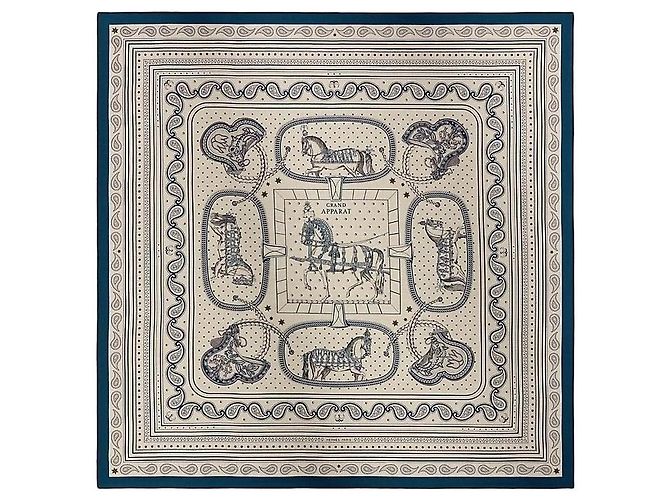 Hermès Sciarpa da donna Grand Apart Bandana Shawl in cashmere e seta Blu - vista 2
