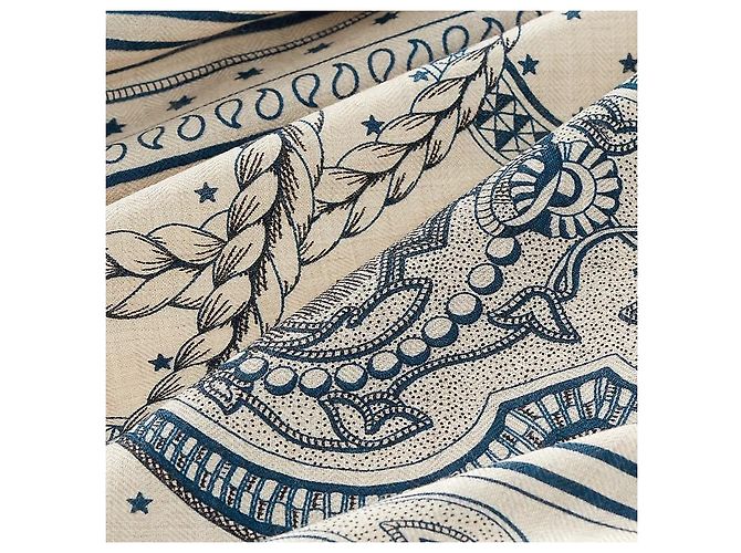 Hermès Sciarpa da donna Grand Apart Bandana Shawl in cashmere e seta Blu - vista 4