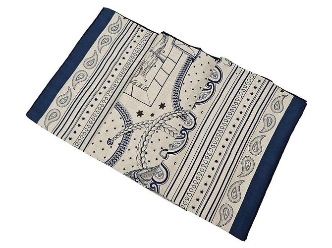 Hermès Sciarpa da donna Grand Apart Bandana Shawl in cashmere e seta Blu - vista 8