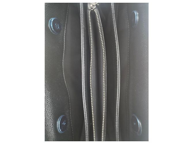 Chanel Borsa a spalla Large Timeless CC Caviar Nero - vista 14