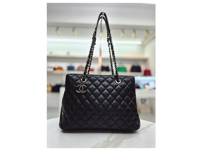 Chanel Borsa a spalla Large Timeless CC Caviar Nero - vista 8