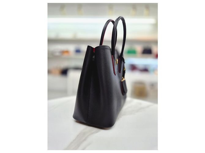 Prada Borsa Tote Doppia e a Tracolla in Saffiano Nero - vista 13