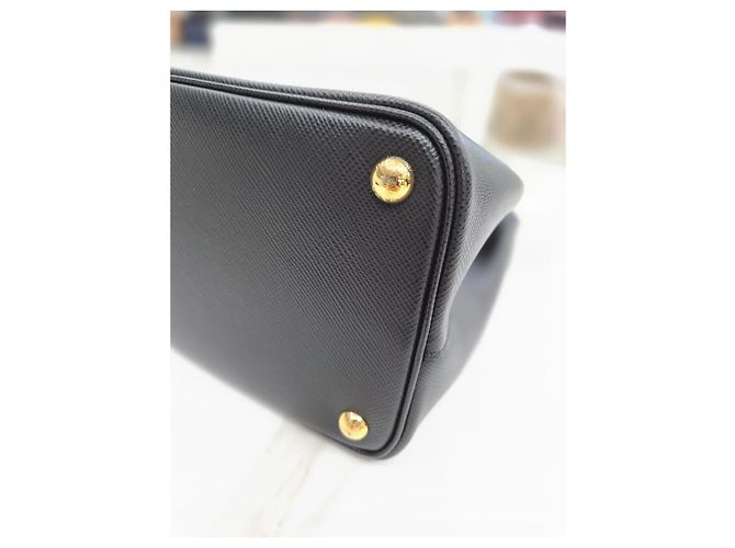 Prada Borsa Tote Doppia e a Tracolla in Saffiano Nero - vista 16