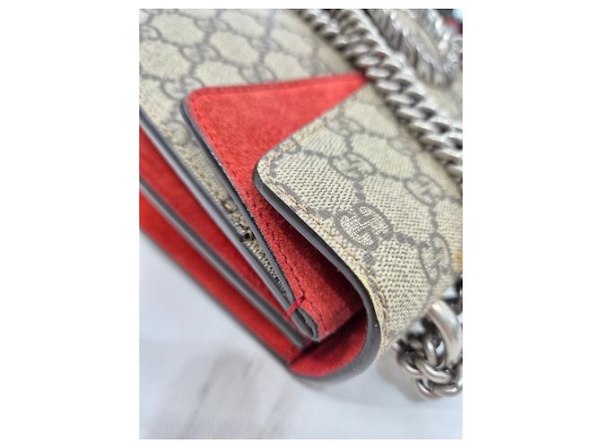 Gucci Borsa a tracolla Small Dionysus GG Supreme Canvas Marrone - vista 17