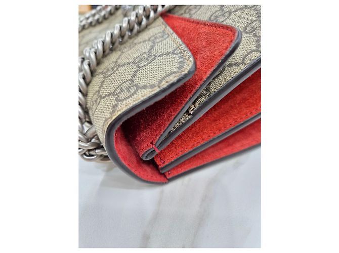Gucci Borsa a tracolla Small Dionysus GG Supreme Canvas Marrone - vista 18