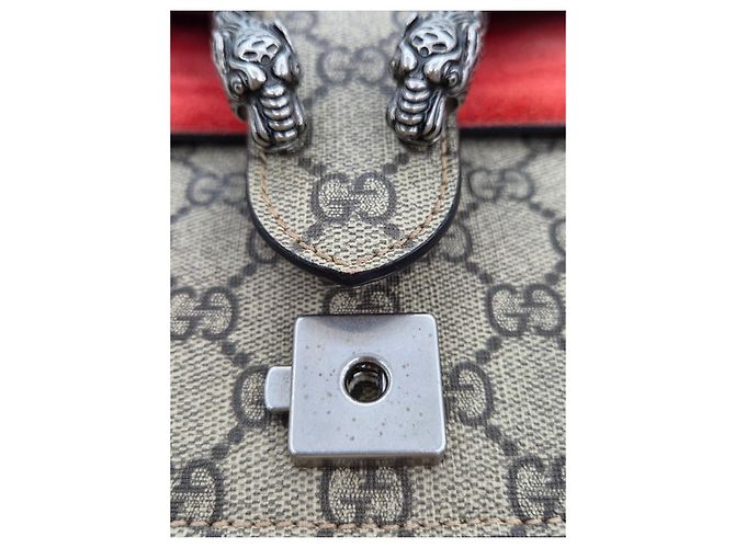 Gucci Borsa a tracolla Small Dionysus GG Supreme Canvas Marrone - vista 23
