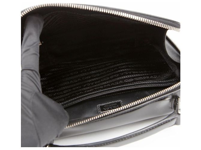 Prada Borsa a Tracolla in Pelle Spazzolata Nero - vista 9