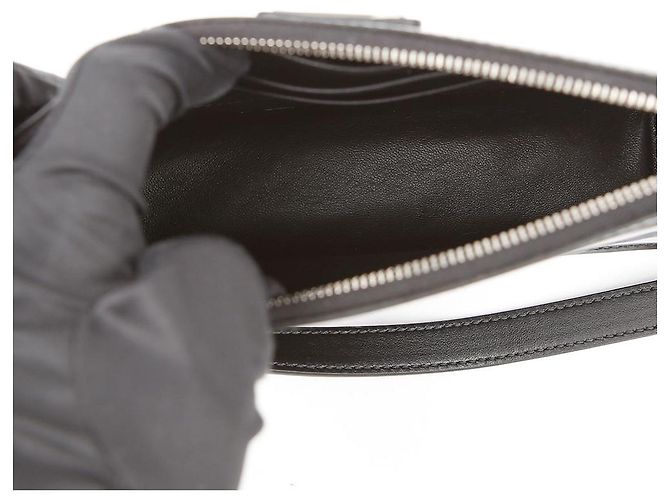 Prada Mini borsa spazzolata con logo triangolare nera Nero - vista 8