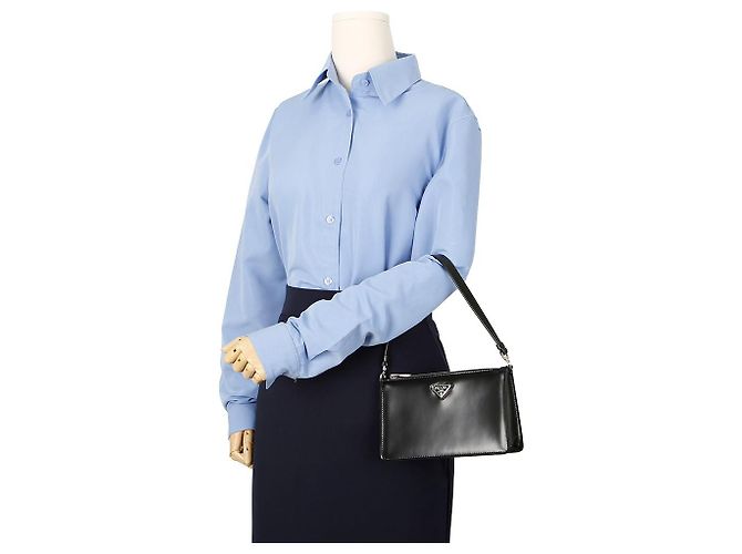 Prada Mini borsa spazzolata con logo triangolare nera Nero - vista 9