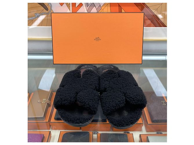 Hermès Pantofole Izmir in shearling Nero - vista 4