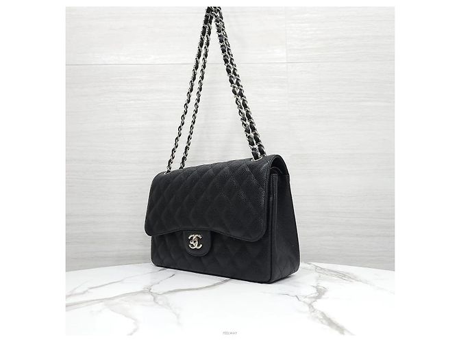 Chanel Serie di borse a tracolla Classic Caviar Large Black Silver-Tone Nero - vista 2