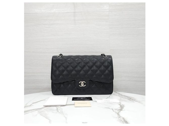 Chanel Serie di borse a tracolla Classic Caviar Large Black Silver-Tone Nero - vista 9