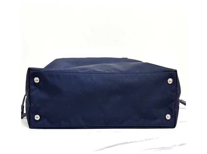 Prada Borsa Shopper in Nylon con Logo Triangolare Borsa a Tracolla Navy Blu - vista 11