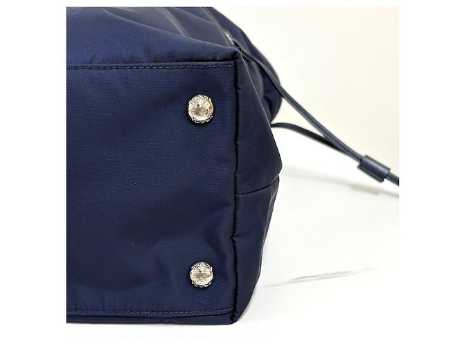 Prada Borsa Shopper in Nylon con Logo Triangolare Borsa a Tracolla Navy Blu - vista 13