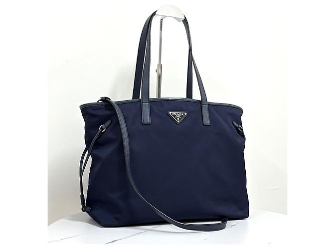 Prada Borsa Shopper in Nylon con Logo Triangolare Borsa a Tracolla Navy Blu - vista 6