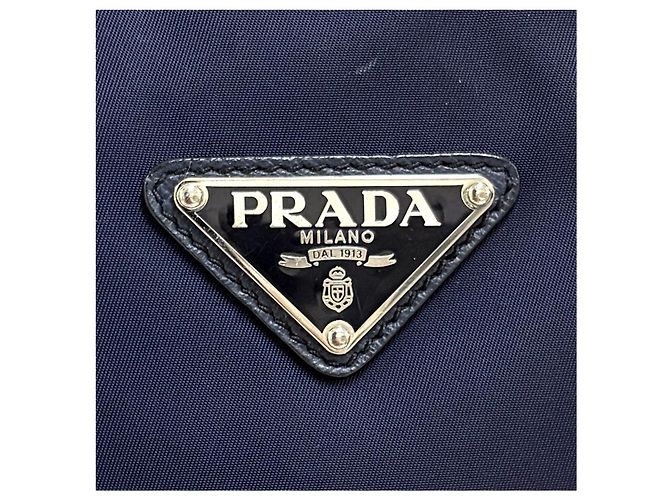 Prada Borsa Shopper in Nylon con Logo Triangolare Borsa a Tracolla Navy Blu - vista 7