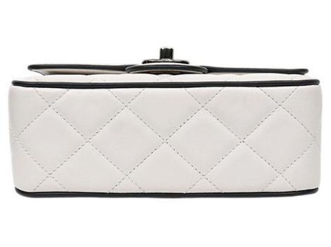 Chanel Borsa a tracolla matelassé bianca con catena Bianco - vista 4