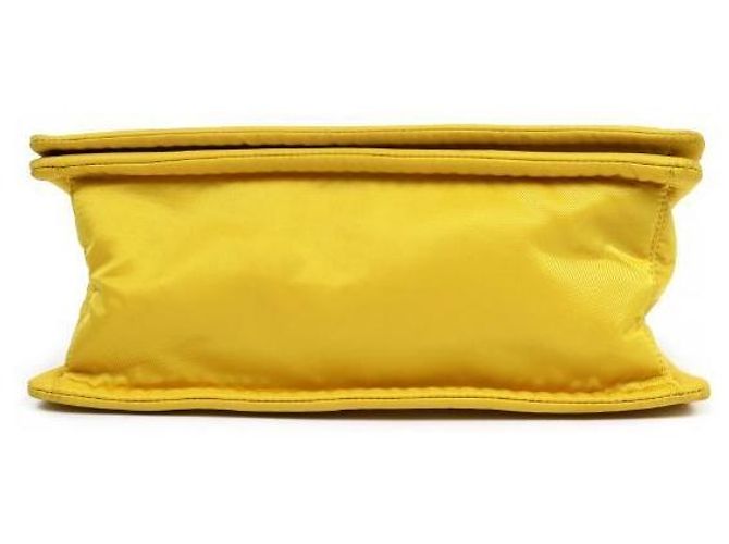 Prada Borsa a tracolla con catena in nylon giallo - vista 4