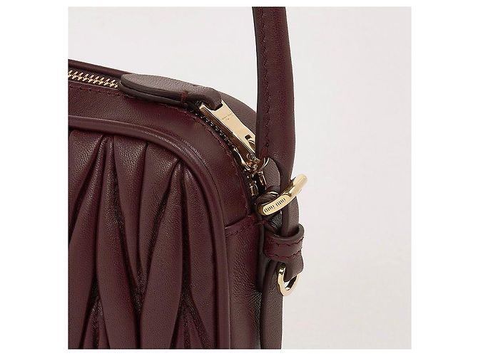 Miu Miu Borsa a spalla Matelassé Pouch Nero - vista 7