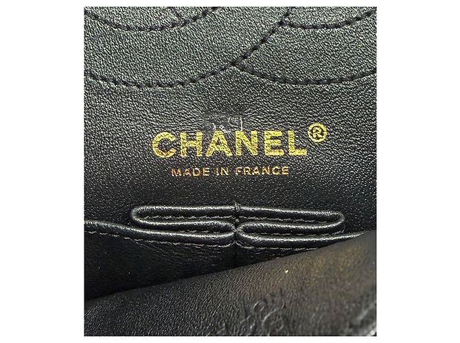 Chanel Bolsa de Ombro com Corrente e Aba em Dois Tons Black Gold Multicor - vista 11