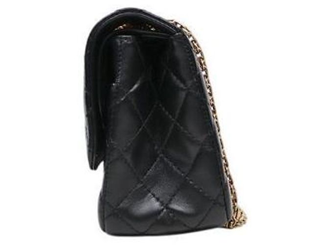 Chanel Bolsa de Ombro com Corrente e Aba em Dois Tons Black Gold Multicor - vista 2