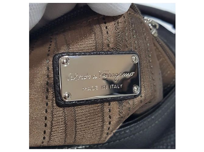 Salvatore Ferragamo Borsa a Tracolla Hobo Gancini Argento Nero - vista 8