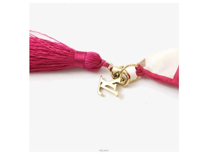 Louis Vuitton Sciarpa Sciallo con Nappine a Fiori Rosa - vista 4