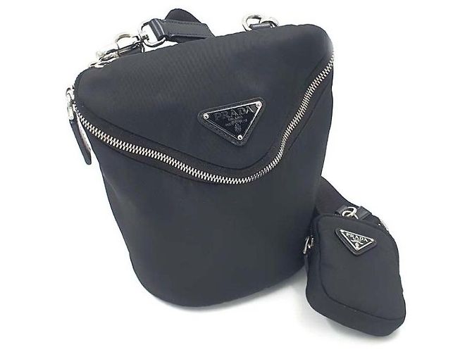 Prada Borsa a tracolla in Re-Nylon Nero - vista 2