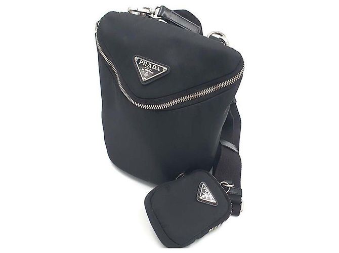 Prada Borsa a tracolla in Re-Nylon Nero - vista 3