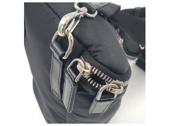Prada Borsa a tracolla in Re-Nylon Nero - vista 6