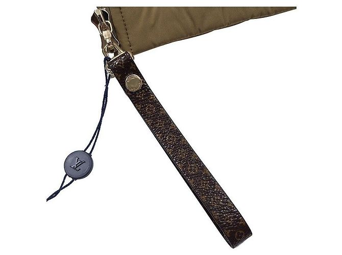 Louis Vuitton Gesteppte Jacke mit Reißverschluss Braun - Ansicht 6