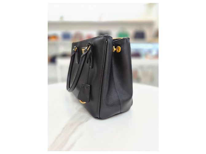 Prada Borsa Tote e a tracolla Galleria Saffiano Medium Nera Nero - vista 12