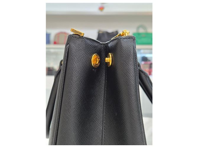 Prada Borsa Tote e a tracolla Galleria Saffiano Medium Nera Nero - vista 18