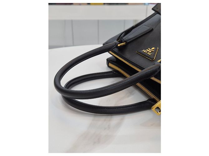 Prada Borsa Tote e a tracolla Galleria Saffiano Medium Nera Nero - vista 19