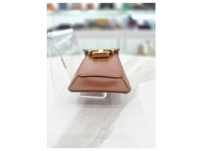Tod's Zeitloses Leder-Smartphone-Mini-Taschen- und Kartenhalter-Set Braun - Ansicht 15