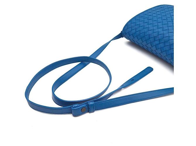 Bottega Veneta Bolso bandolera con solapa de malla Intrecciato Azul - vista 5