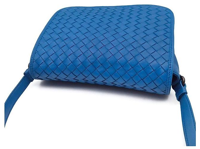 Bottega Veneta Bolso bandolera con solapa de malla Intrecciato Azul - vista 6