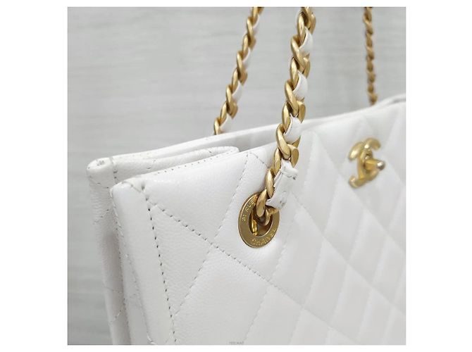 Chanel Borsa Shopper Classic CC Logo White Gold Series Bianco - vista 4