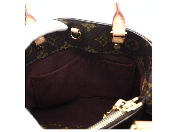 Borsa Louis Vuitton Monogram Montaigne BB Marrone Beige - vista 14