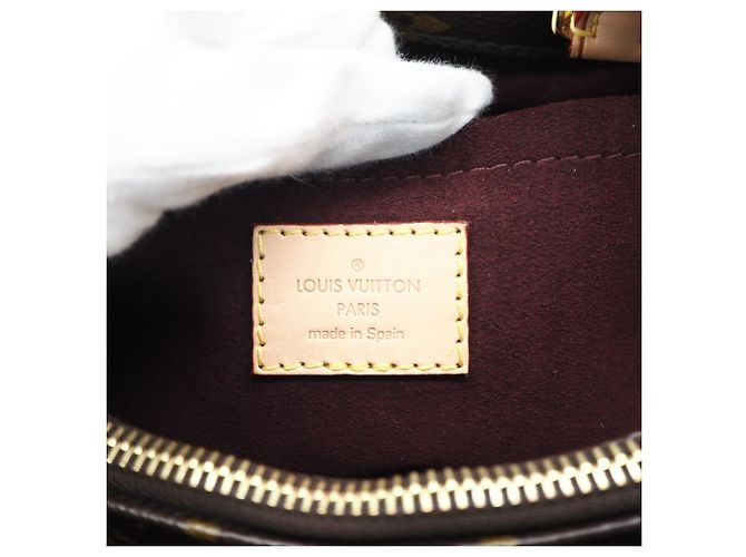 Borsa Louis Vuitton Monogram Montaigne BB Marrone Beige - vista 18