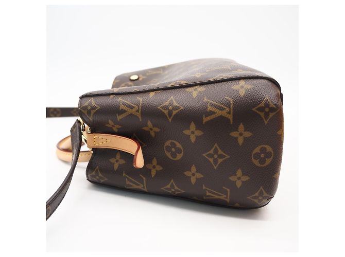 Borsa Louis Vuitton Monogram Montaigne BB Marrone Beige - vista 8