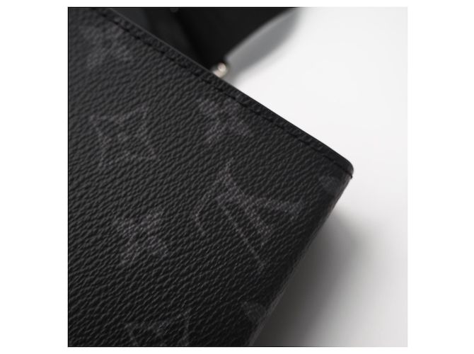 Portafoglio indossabile Louis Vuitton Monogram Eclipse Gaston Nero - vista 10
