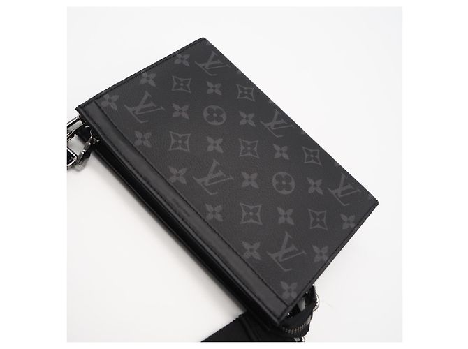 Portafoglio indossabile Louis Vuitton Monogram Eclipse Gaston Nero - vista 2